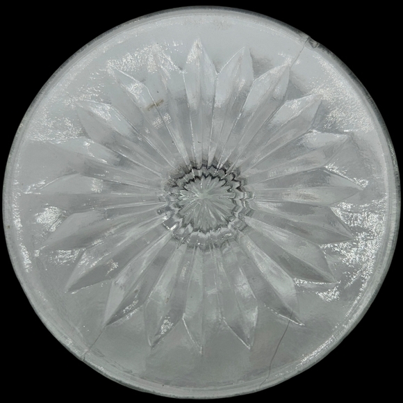 👍Vintage Etched Glass Dessert Dish - Picture 10 of 11